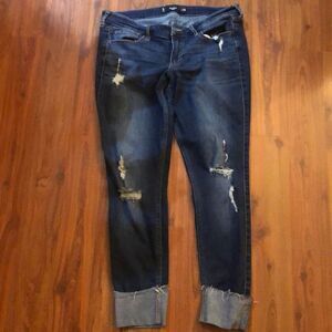 Hollister crop jeans ￼ With cuff size 29 ￼